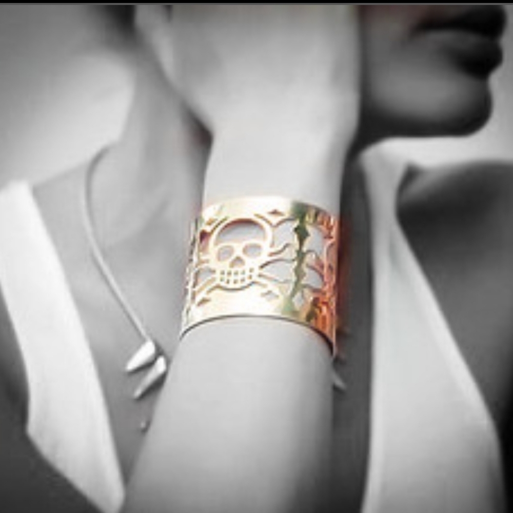 Sterling silver plated on brass skull bracelet - Picture 3 of 3